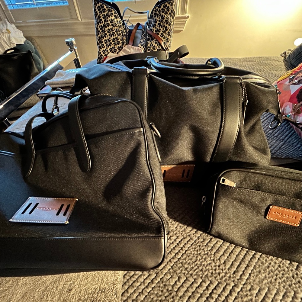 Coach F27610 VOYAGER BAG, DOPP KIT AND LAPTOP BAG  IN CORDURA BLACK